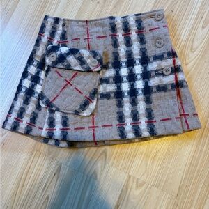 Burberry skirt size 12